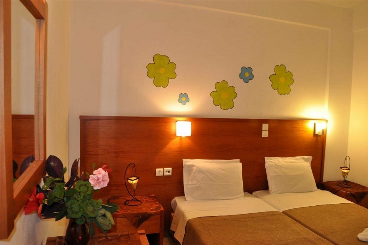 Haris Apartments Hersonissos  Exterior photo
